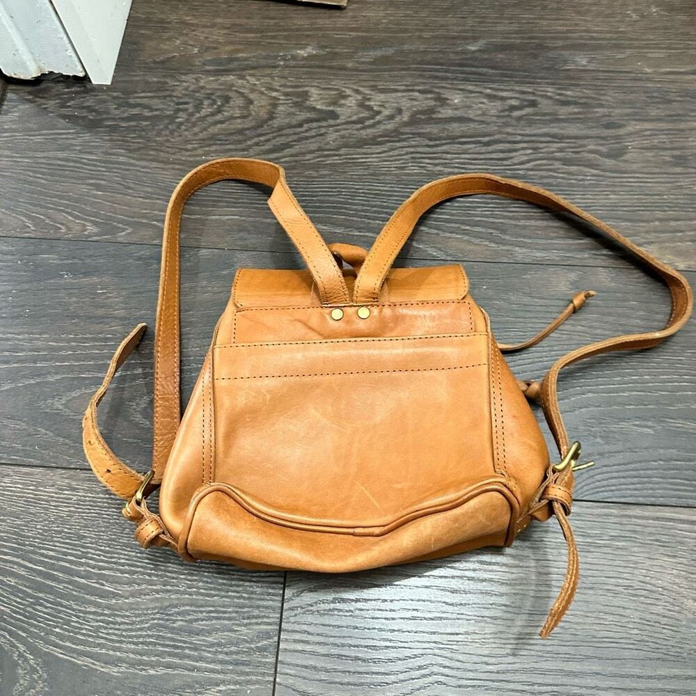 Abby Alley Women’s Handcrafted Kenya Brown Backpack Leather - Picture 4 of 10